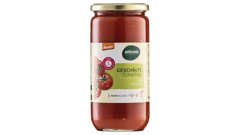 Geschälte Tomaten in Tomatensaft