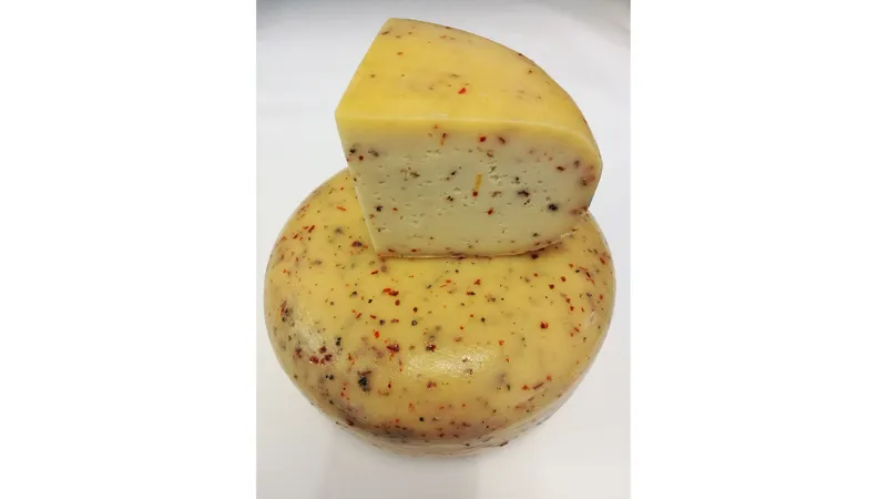 Butendieker Schnittkäse Pfeffer-Paprika