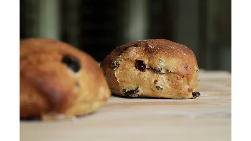 Rosinenbrötchen, 85 g von Bäckerei VOLLKERN GmbH Gallerie Bild 1