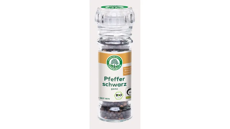 Pfeffer schwarz, ganz