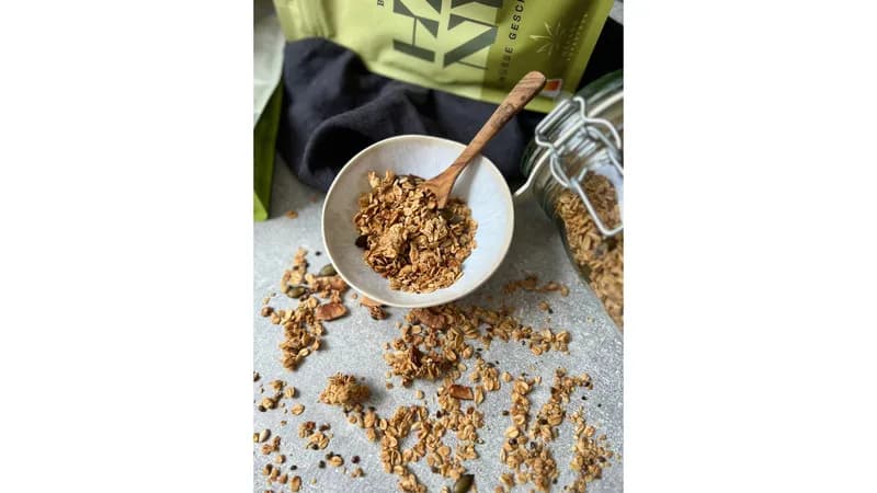 Nahado Bio-Hanfnüsse - als Müsli Topping von NAHADO - St. Anne Engineering GmbH Gallerie Bild 5
